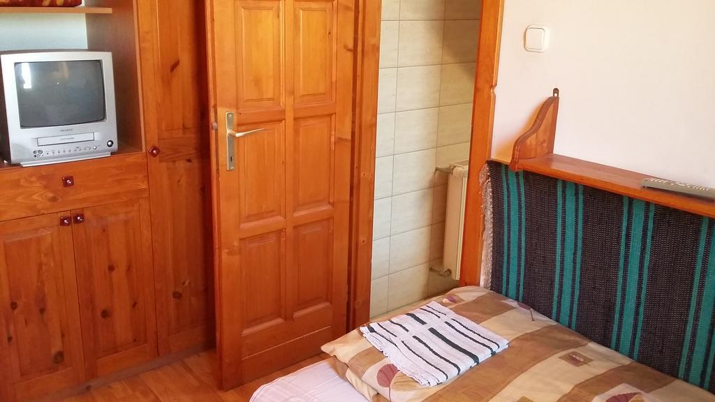 Hotel Kerámiapark Guesthaus Budapest Esterno foto