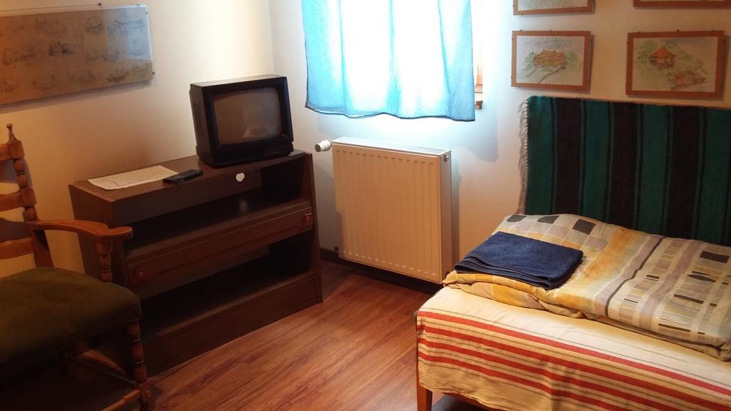 Hotel Kerámiapark Guesthaus Budapest Esterno foto